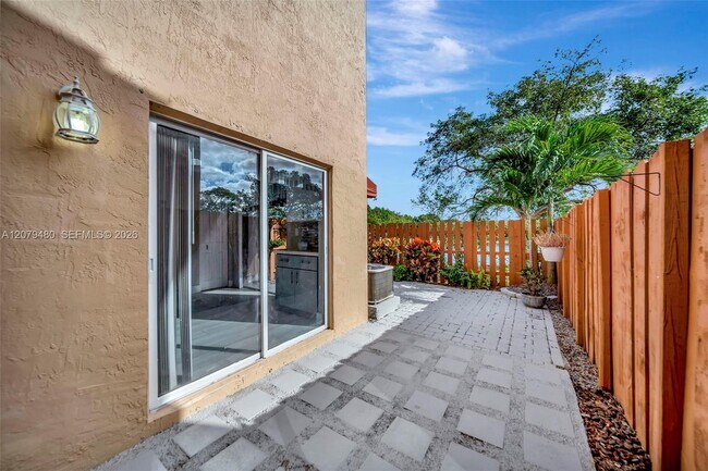 Building Photo - 3773 SW 153rd Ct
