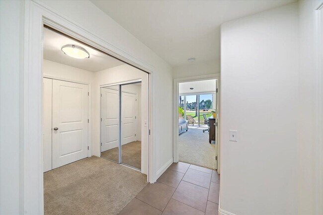 Building Photo - 38615 Palm Valley Dr