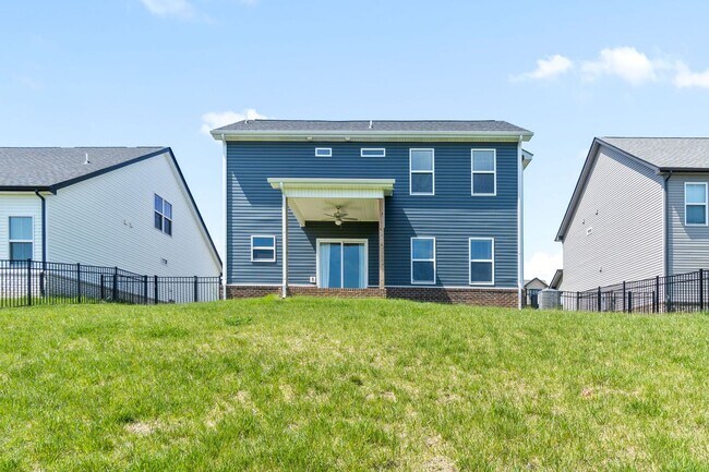 Building Photo - 605 Wespanee Wy