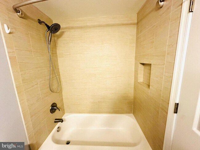 Building Photo - 5500 Holmes Run Pkwy