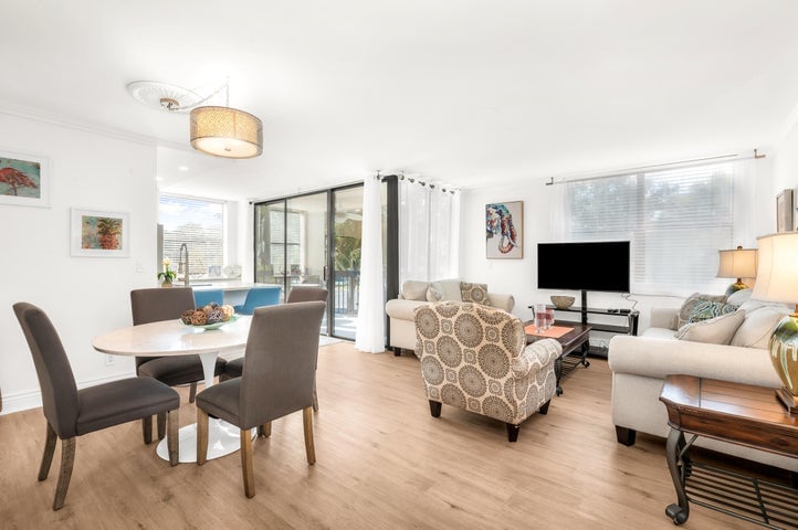 Building Photo - 600 Egret Cir