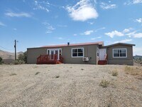 Building Photo - Large manufactured home in Topaz Ranch Estates