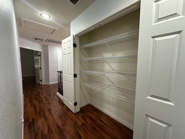 Building Photo - 7944 Quail Harbor St