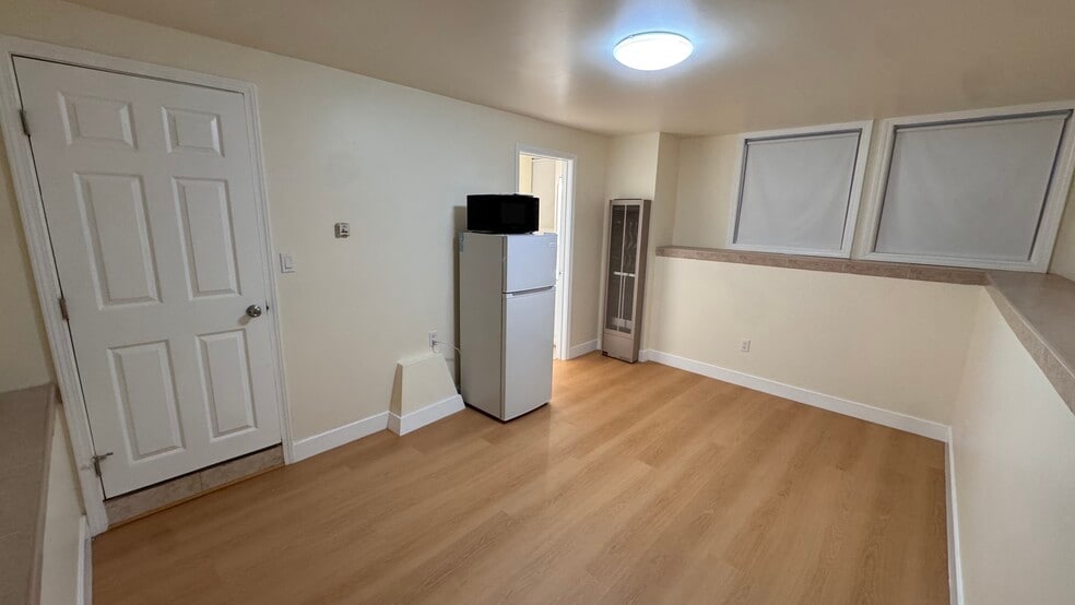 Building Photo - 126 Margaret Ave