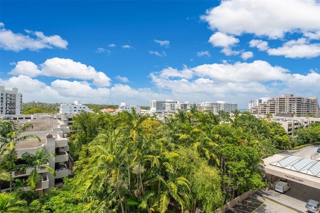 Building Photo - 151 Crandon Blvd