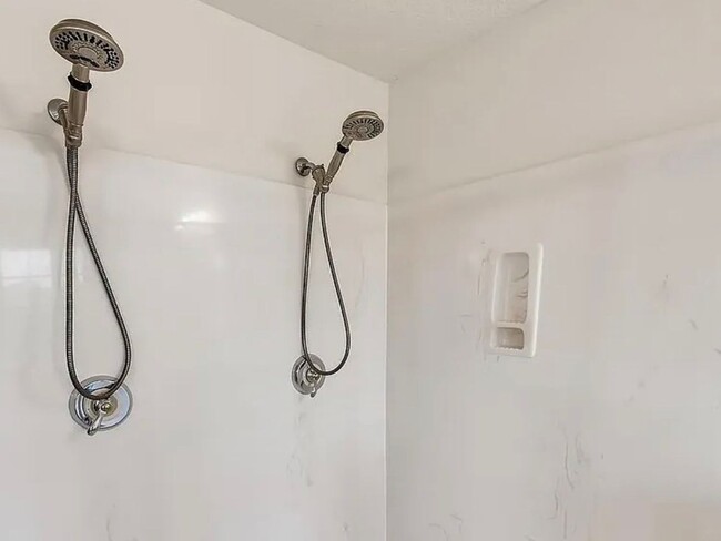 Building Photo - Stunning 4BR/5BA Eden Prairie Home W/Conservation Area Views Available 4/15!