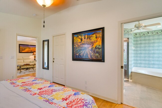 Building Photo - 2130 Rio Nuevo Dr