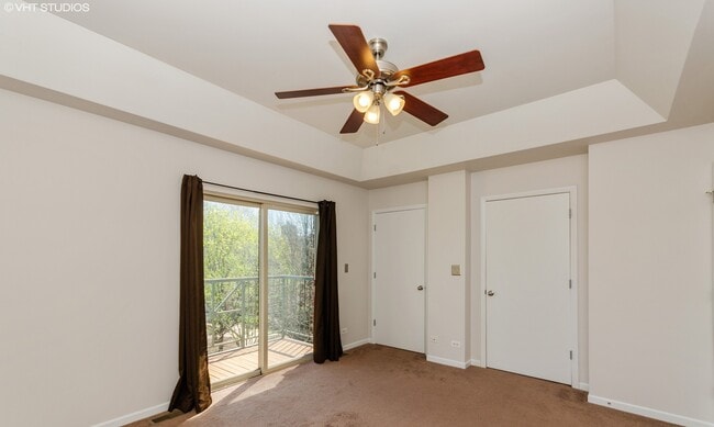 Building Photo - 4530 S Woodlawn Ave