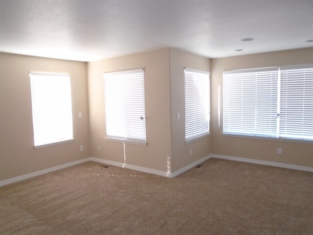 Building Photo - 147 S 45th Ave