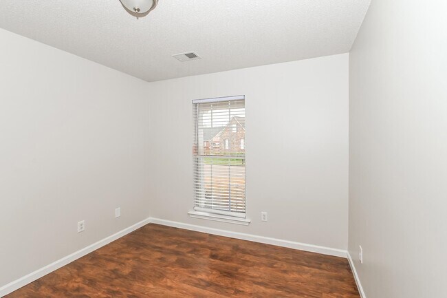 Building Photo - 9857 Averbury Dr