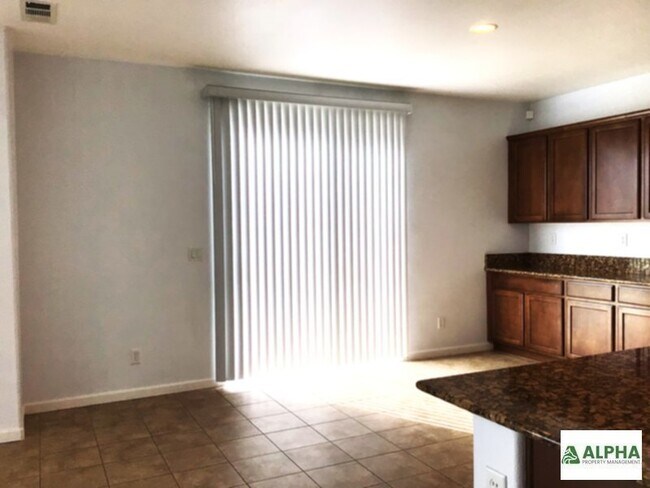 Building Photo - This property is large &amp; clean