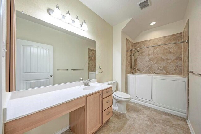Building Photo - 2119 Howell Mountain Dr
