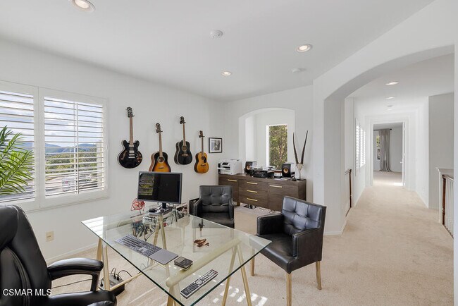 Building Photo - 6103 Deerhill Rd