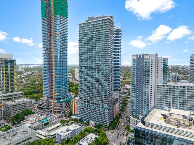 Building Photo - 1300 S Miami Ave