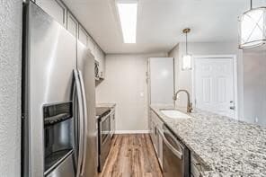 Building Photo - 2822 S Bartell Dr