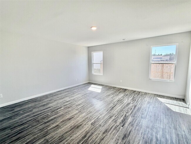 Building Photo - 1395 Rd 5102