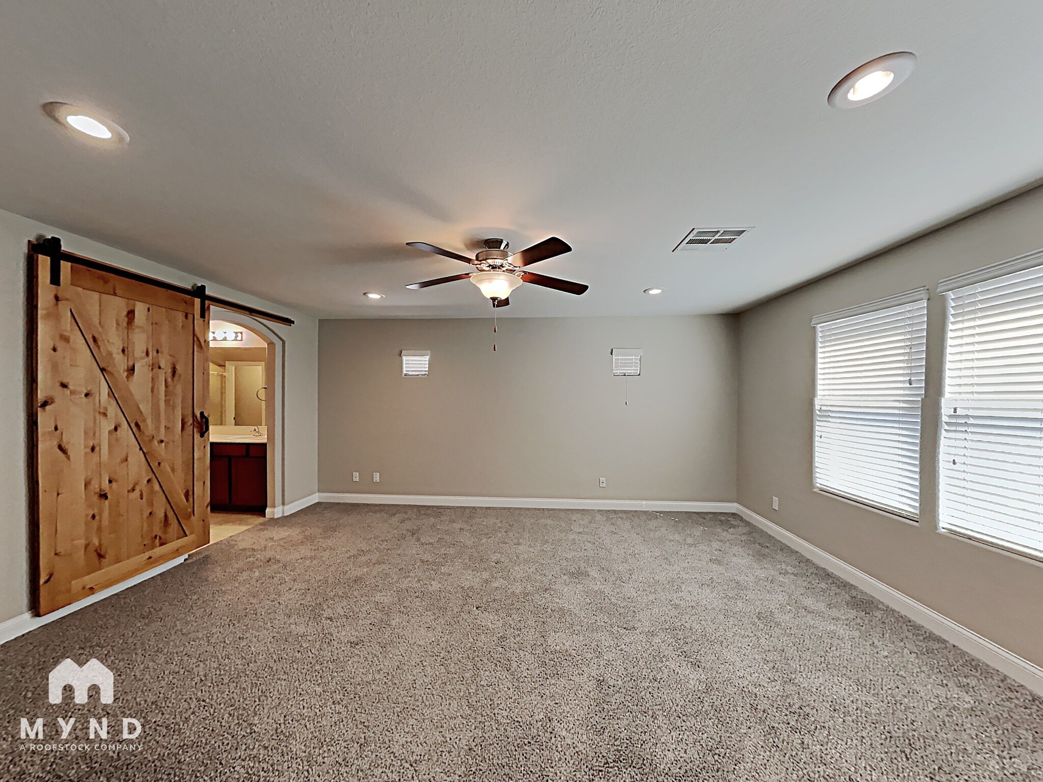 Building Photo - 6982 Castle Mountain Ave