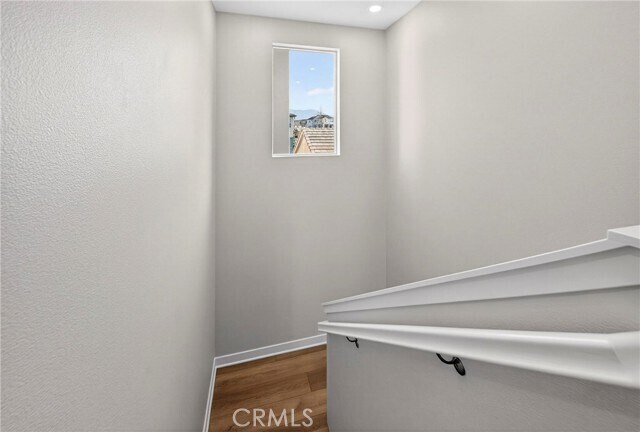 Building Photo - 346 Chorus