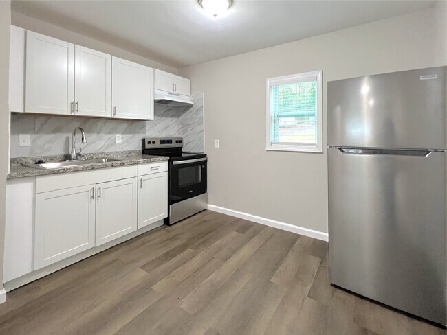 Building Photo - 531 Gresham Park Dr