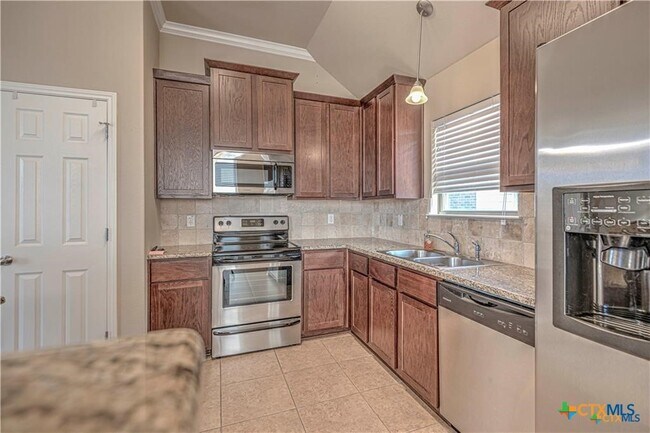 Building Photo - 609 Coventry Dr