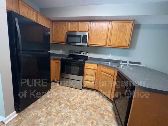 Building Photo - 226 Mousas Way