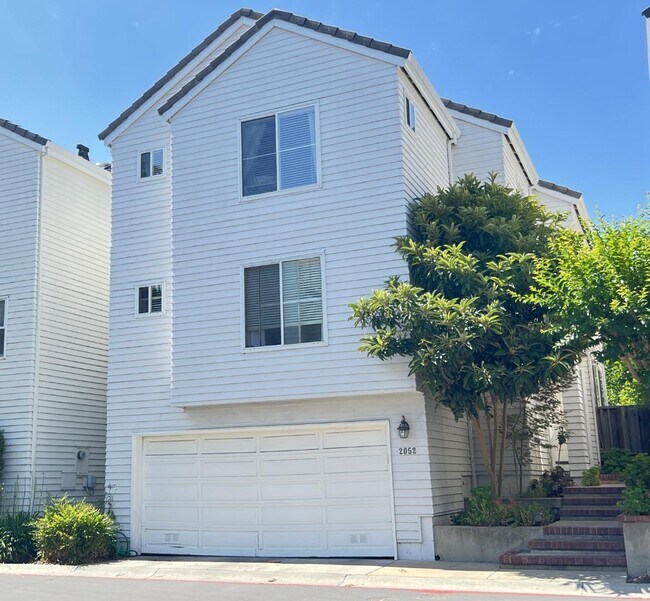 Building Photo - 2052 Jamison Pl