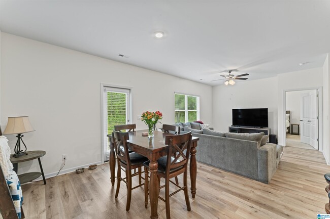 Building Photo - 991 Archers Trail N