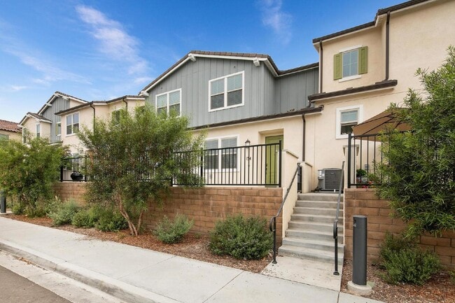 Building Photo - Village of Escaya - 3 Br 2.5 Ba - 2 car attached garage - must see this fabulous community!