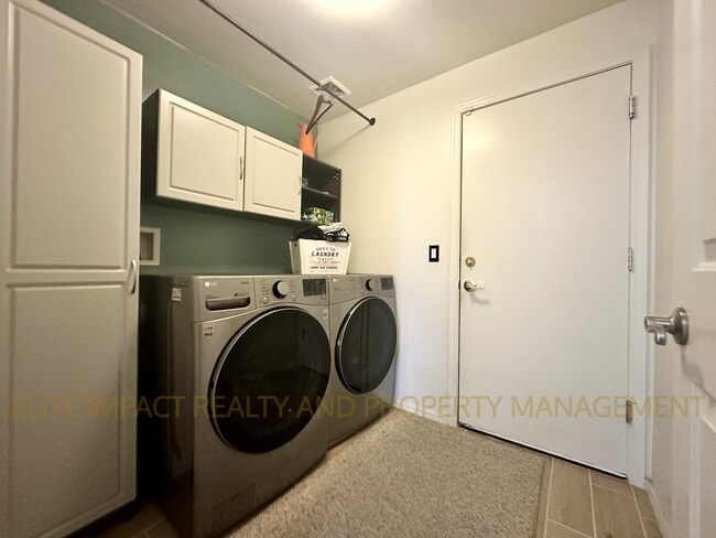 Building Photo - 10582 S Margie Pl