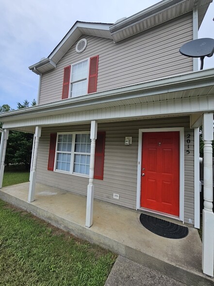 Building Photo - 2015 Bradyville Pike