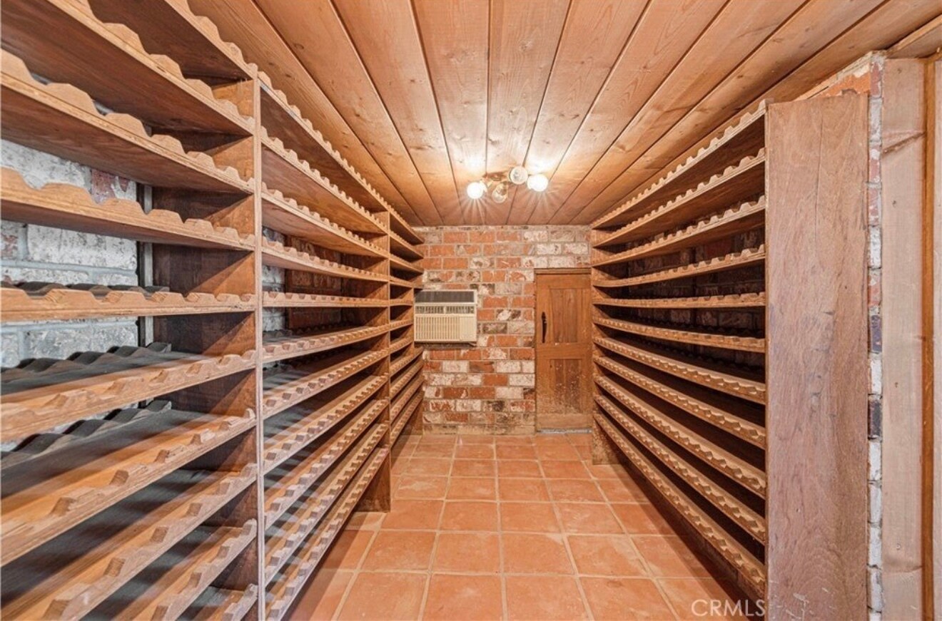 Building Photo - 3916 Carnavon Way