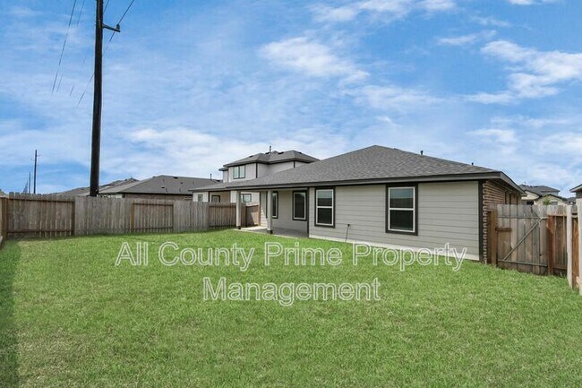 Building Photo - 29935 Gallatin River Ln
