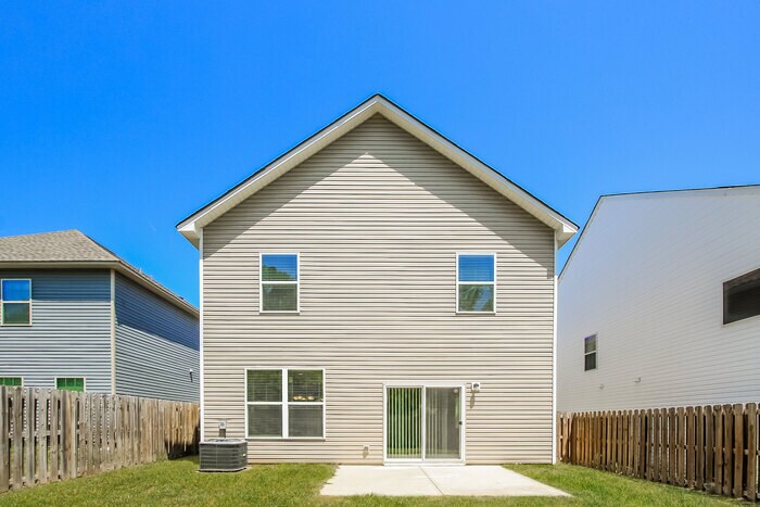 Building Photo - 275 Claudia Dr