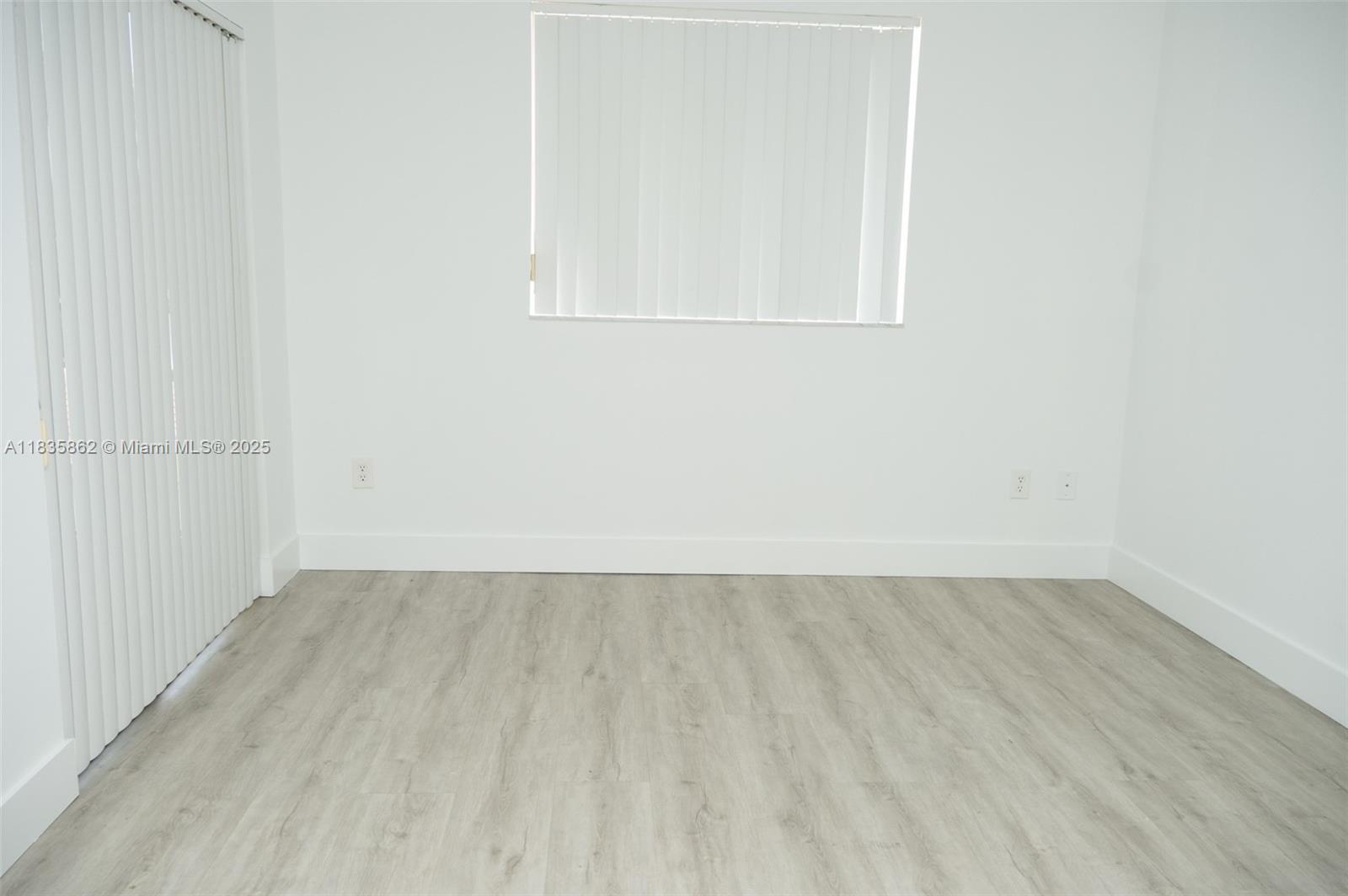 Building Photo - 2600 S University Dr