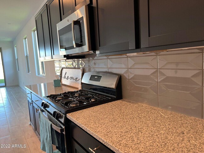 Building Photo - 13316 W Red Range Wy