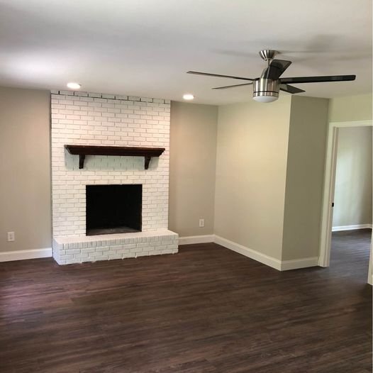 Building Photo - 207 Coachman Dr