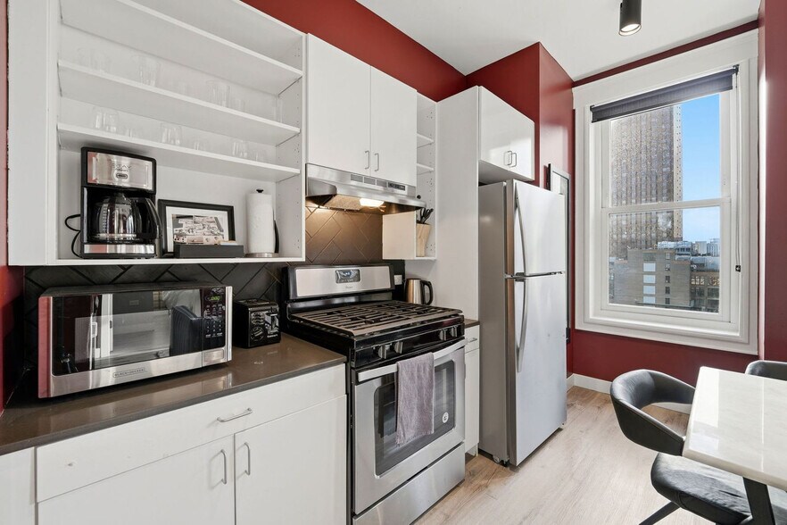 Building Photo - 417 S Dearborn St