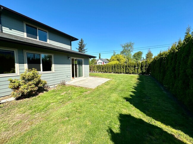 Building Photo - PI5837