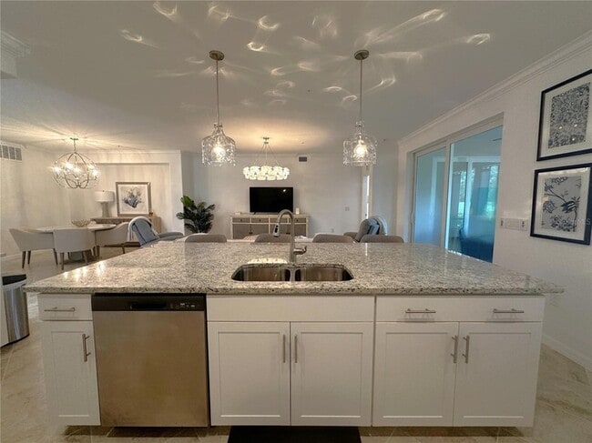 Building Photo - 14648 Sycamore Ct