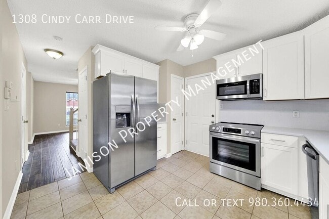 Building Photo - 1308 Cindy Carr Dr