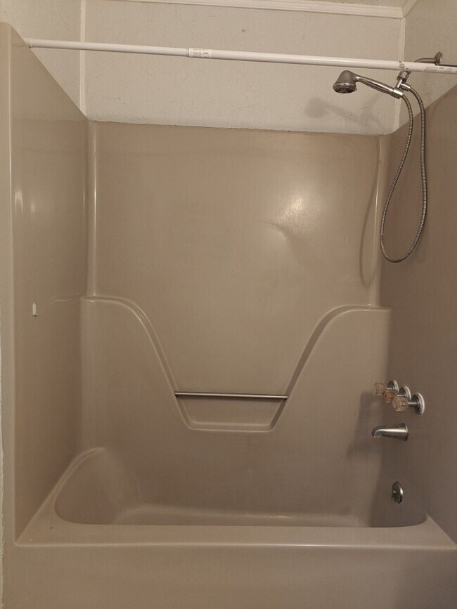 Building Photo - Elegant & Spacious 3-Bedroom Brick Home with Private Garage