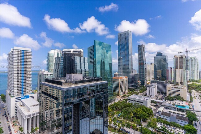 Building Photo - 1080 Brickell Ave