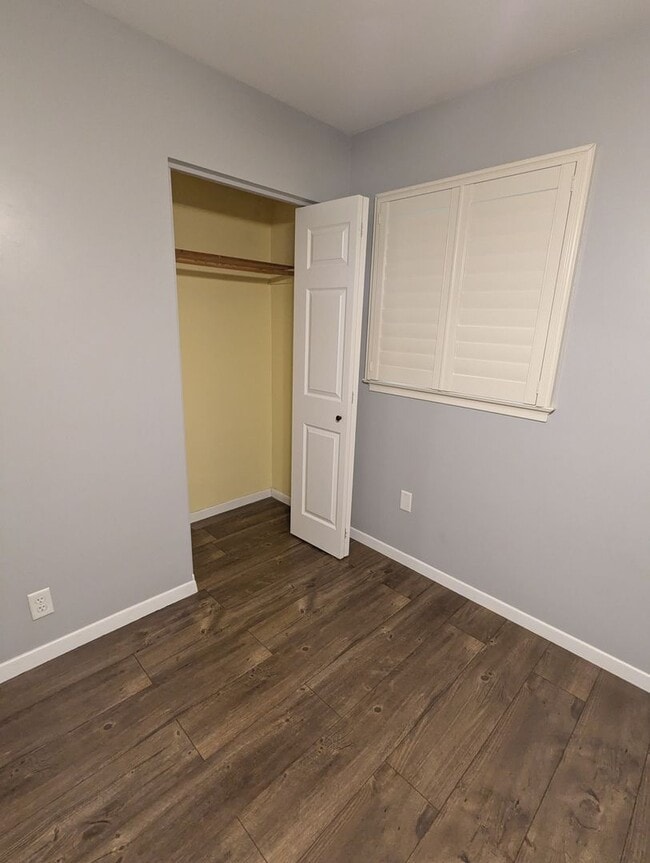 Building Photo - Charming & Spacious Home in the Heart of R...