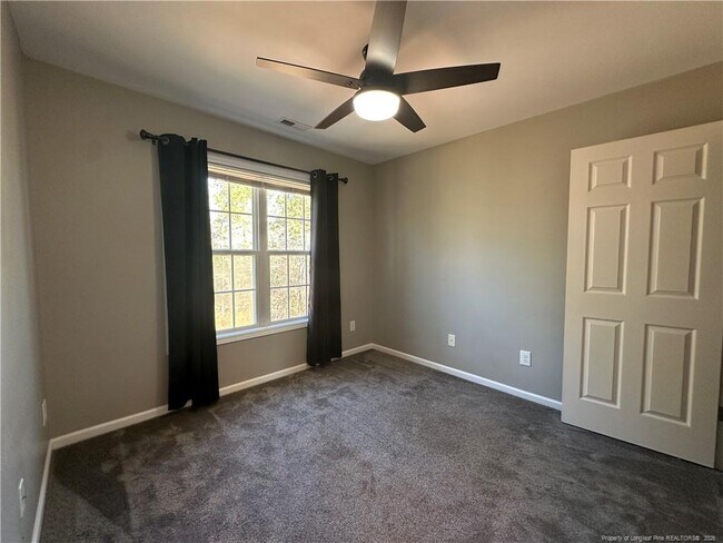 Building Photo - 66 Great Oak Ct