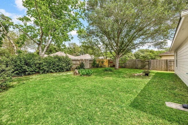 Building Photo - 5723 Cochise Dr