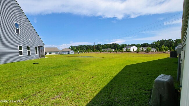 Building Photo - 344 Eagle Claw Dr