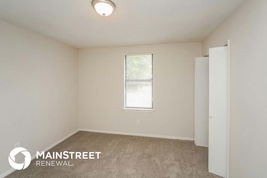Building Photo - 4368 Burnette Pl