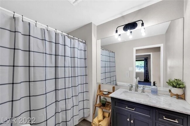 Building Photo - COMING SOON: Single Story 5 Bd, 4 Bth, Inc...