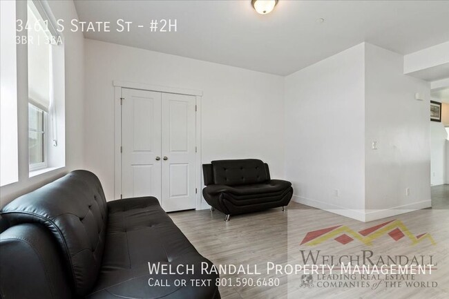 Building Photo - Beautiful Townhome in Salt Lake City