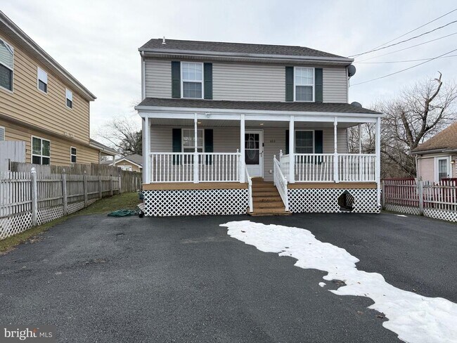 Building Photo - 402 Kiamensi Rd